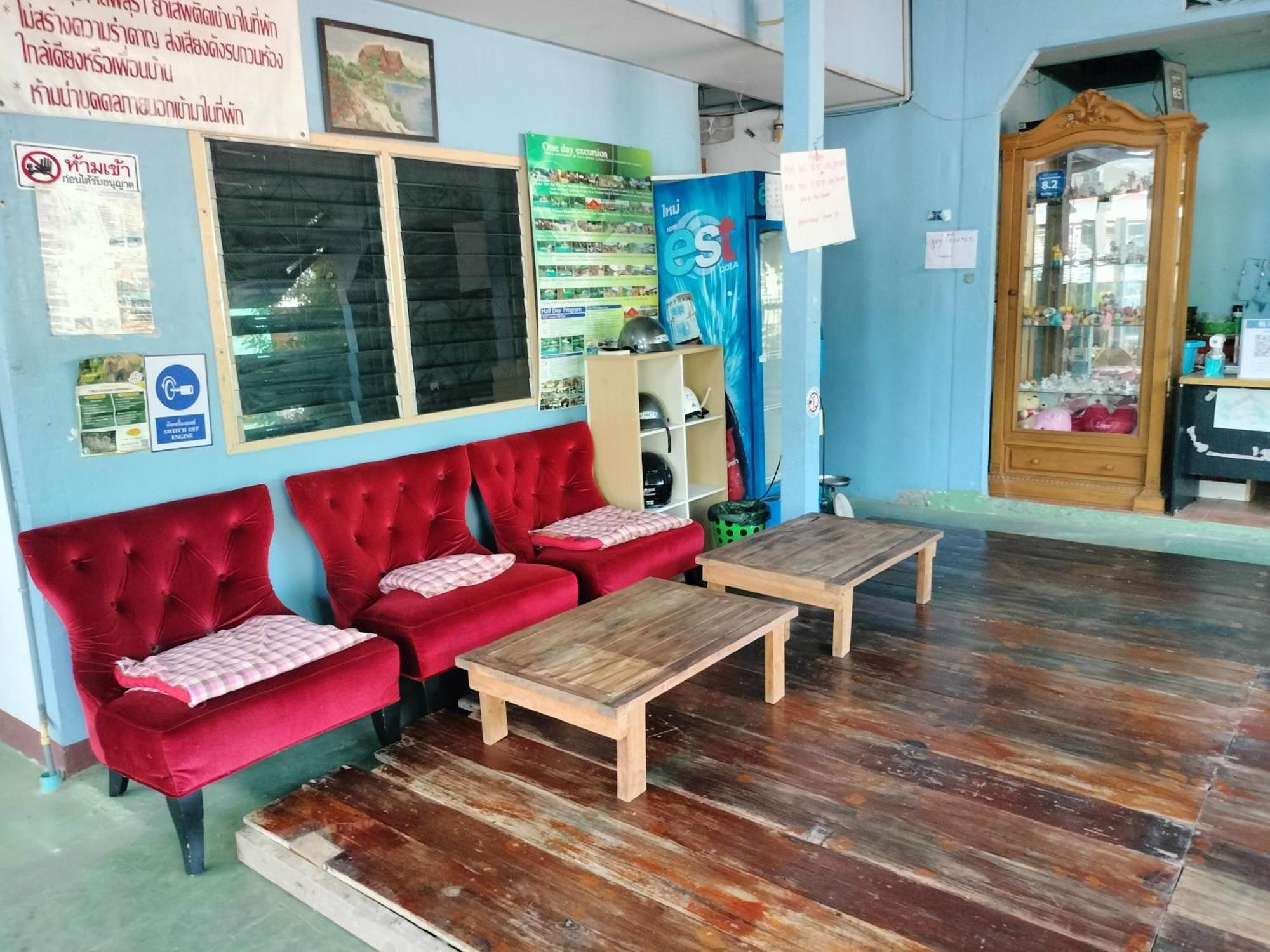 Canaan Guesthouse Kanchanaburi Eksteriør billede