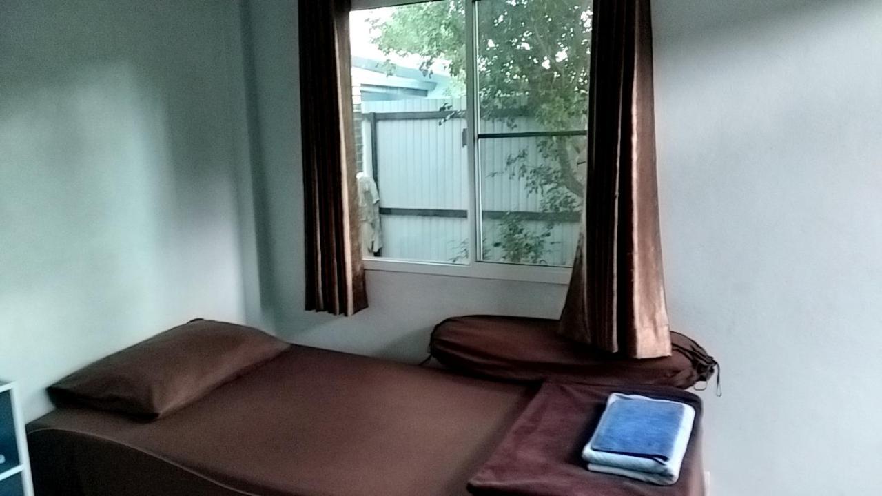 Canaan Guesthouse Kanchanaburi Eksteriør billede