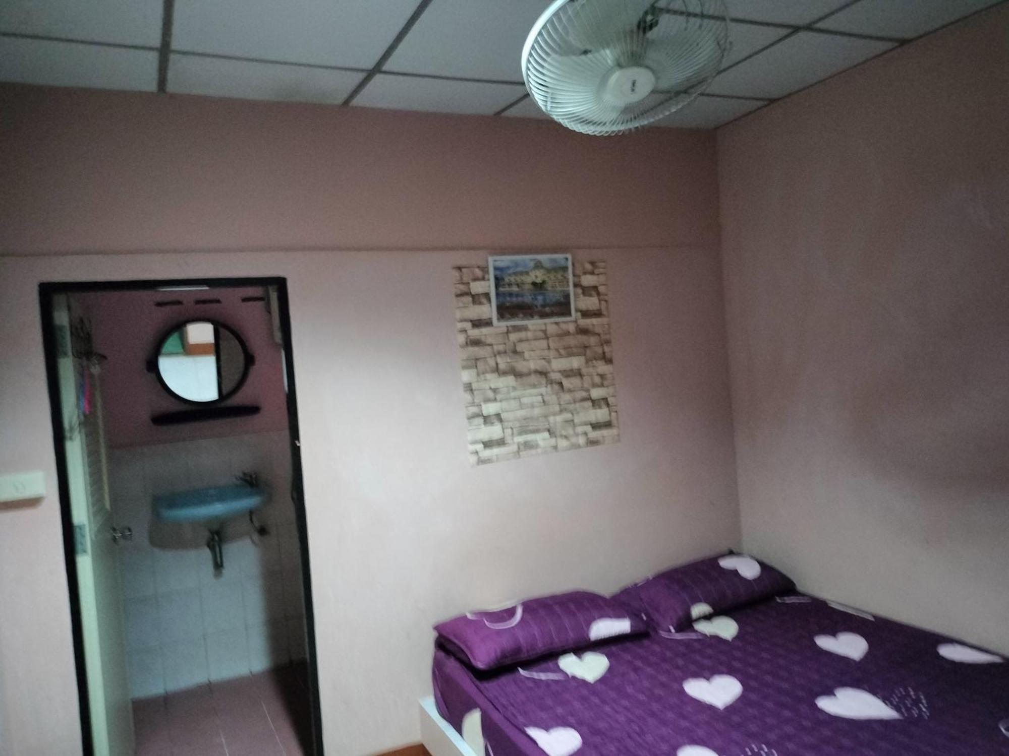 Canaan Guesthouse Kanchanaburi Eksteriør billede
